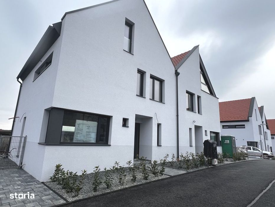 Proiect nou! Duplex de vanzare, 5 camere, Buna Ziua