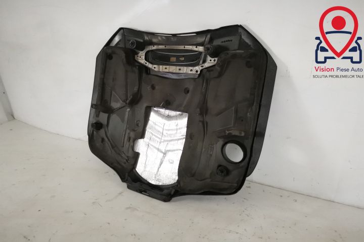 Оригинален Капак на Двигател в Добро Състояние С 350 Д Мерцедес-Бенц /