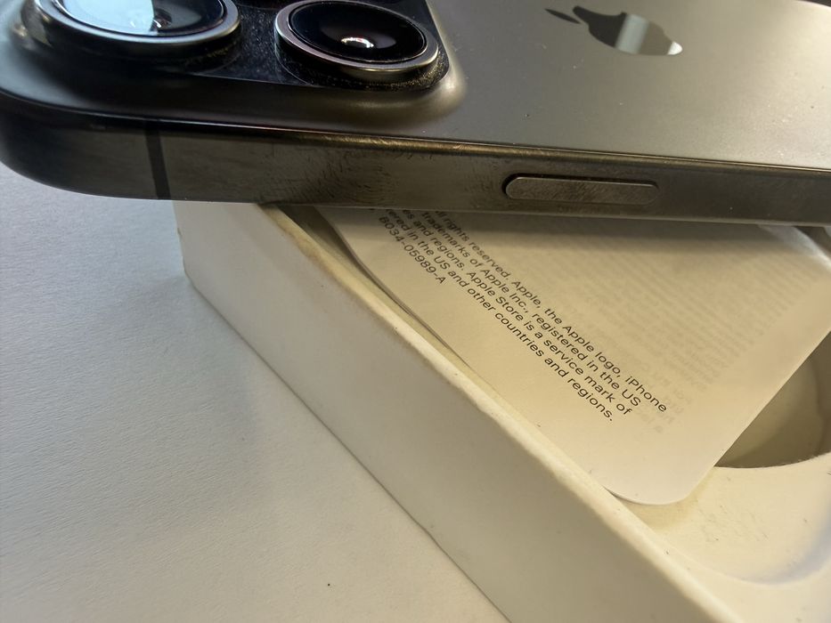 Iphone 15 pro black titanium 128 88% батерия!