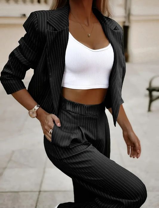 Дамски Елегантен Комплект в 2 части