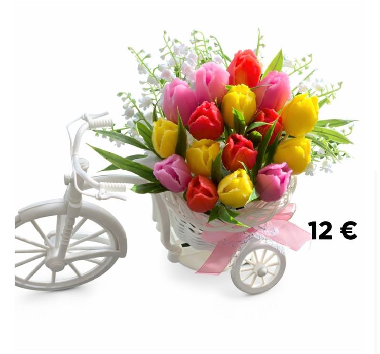 Пролетен букет от лалета, изработен от сапун,