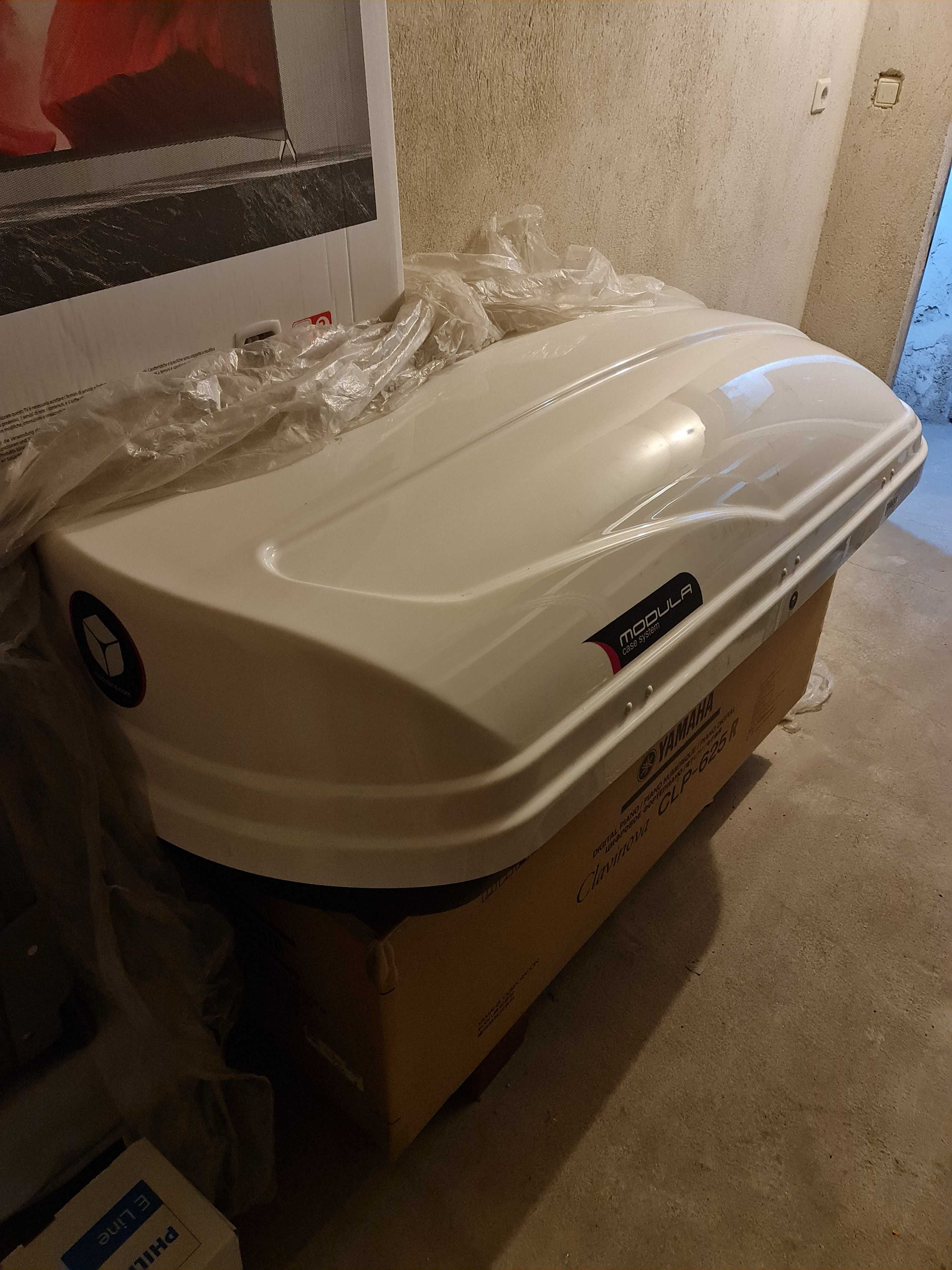 Багажник за покрив на кола/автобокс гр. София Център • OLX.bg