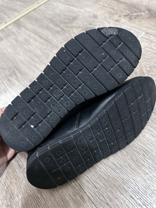 Продам детский туфли для мальчика