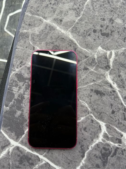 Продавам İPhone 14 128GB