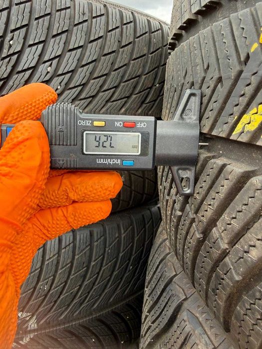 285 35 r20 Michelin Pirelli Iarna