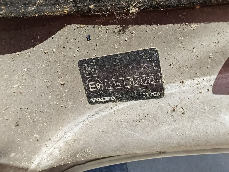 Бял капак XC90 2003 -2014