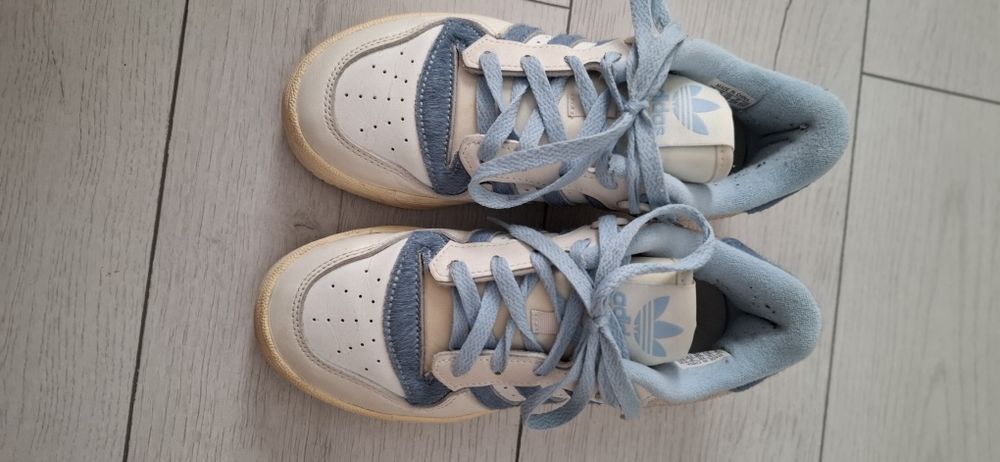 Adidasi piele  marima 36 adidas