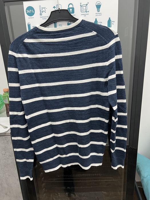 Vand pulover cu dungi