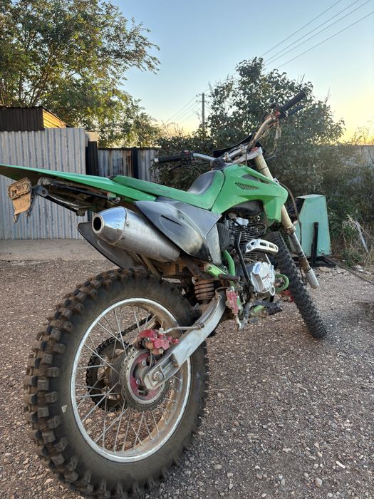 Эндуро 250 кубов 172FMM