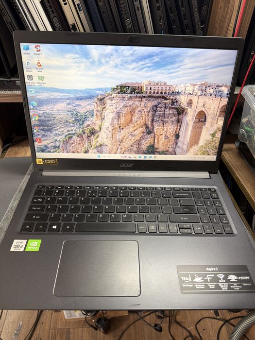 Laptop Acer i5 10gen 8g 256g nvme nvidia 2g 15 FHD