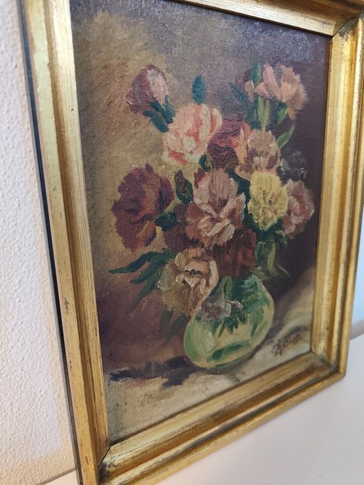 Много красива, стара картина с цветя. Масло.