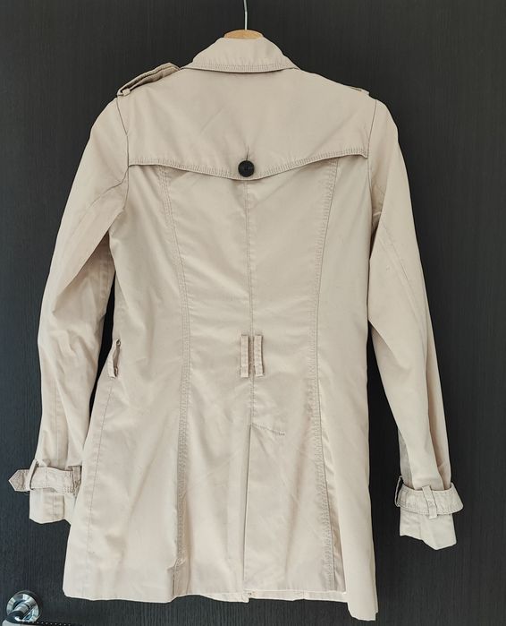 Trench crem, Stradivarius