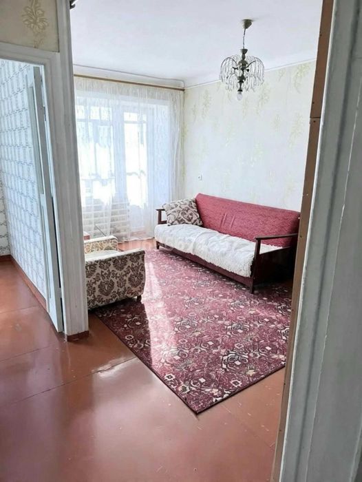 Продается 1 ком. не угловая кв