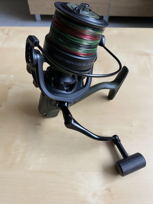 Въдица и макара за шаранджийски риболов