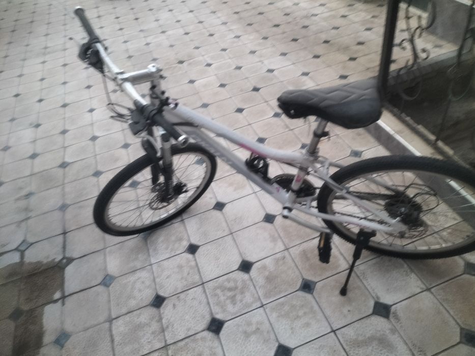 Velik sotiladi, продается велик