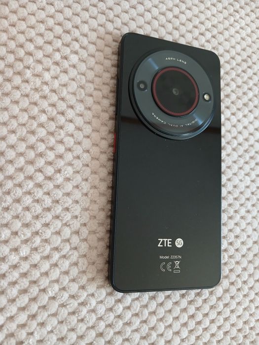 ZTE  Blade A75 5G  Като нов