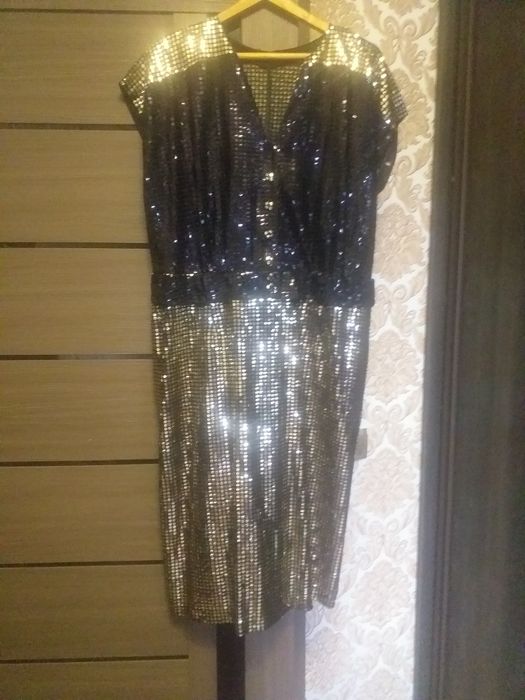 Женская одежда вечернее платье 50р 52р