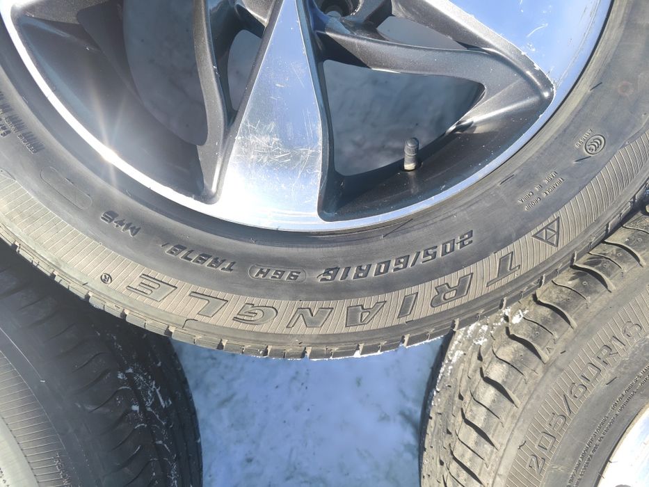 Продам диски с резиной на jac s3