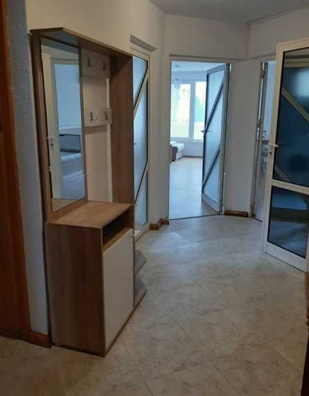 Дава се под наем Тристаен апартамент в Бургас, Център - 100 кв.м за 242.25 € - Снимка #6