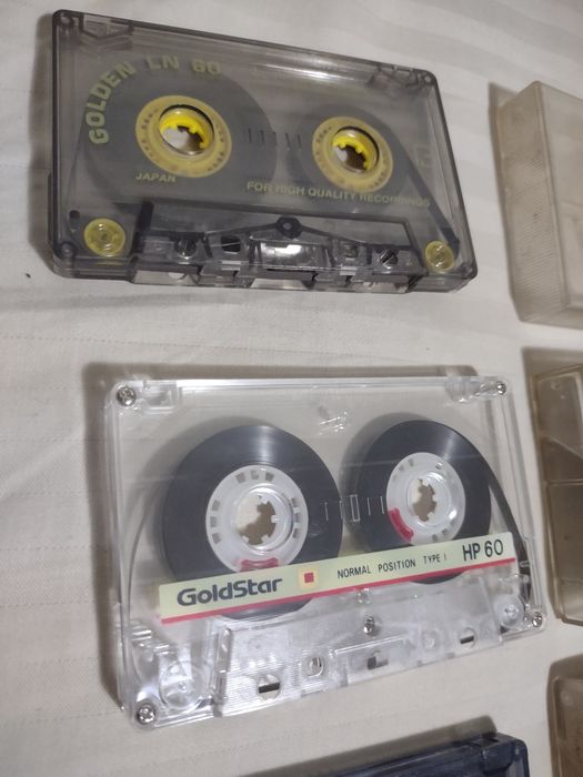 20 ron. Casete  Maxell , Fuji , Goldstar. Valabil in Iasi.