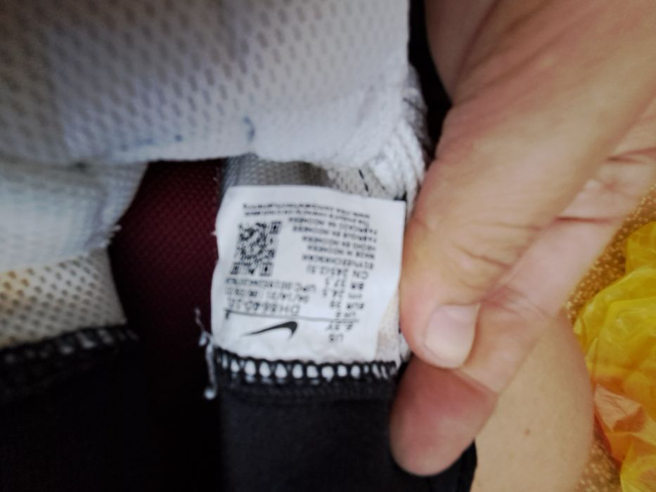 Обувь спортивная