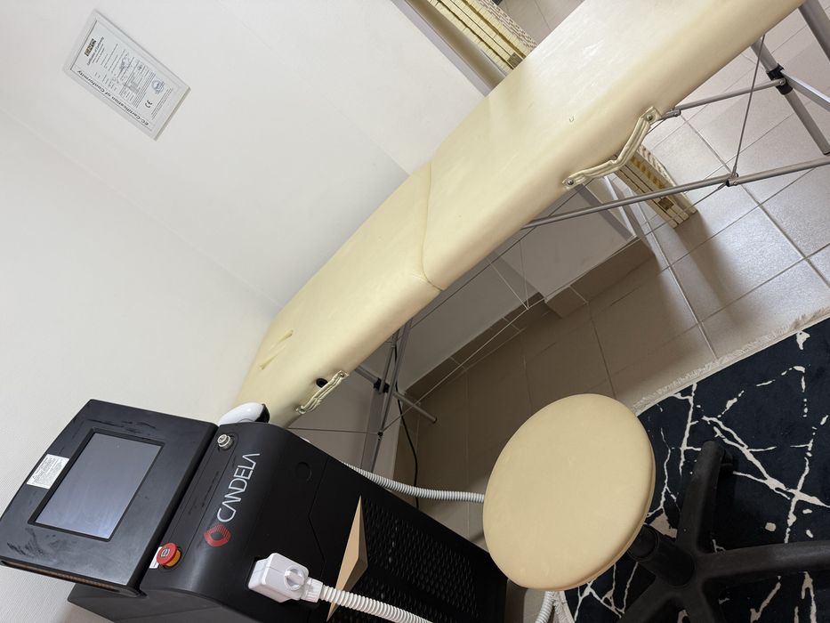 Продам массажную кушетку