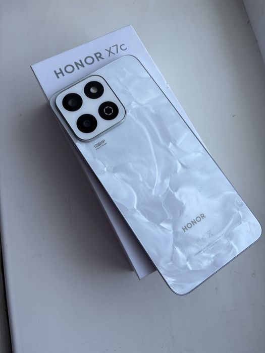 Продам Honor x7c