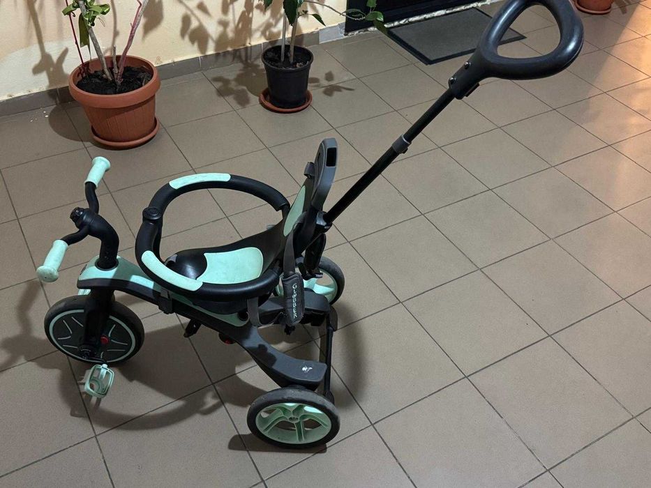 tricicleta Globber Explorer Trike 4 in 1 (în nuanța Mint / Verde mentă)