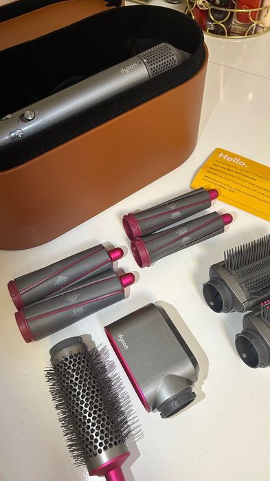 Продам Dyson в хорошем состояний