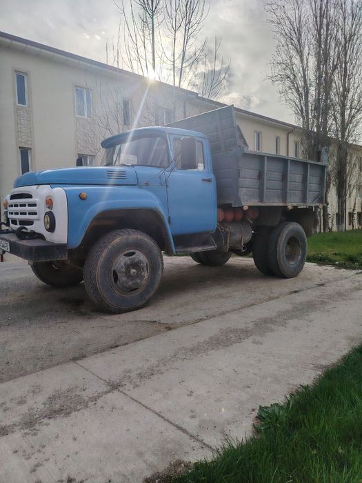 Zil samosval 130