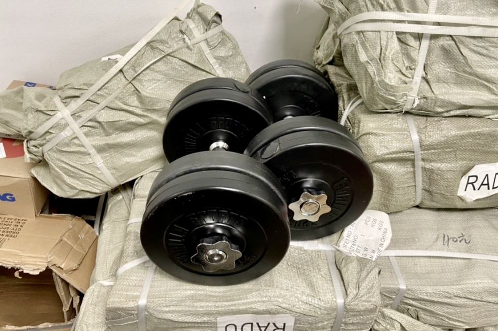 Gantere reglabile noi set 25 kg ambele,12,5 kg+12,5 kg=25 kg  Pret 199