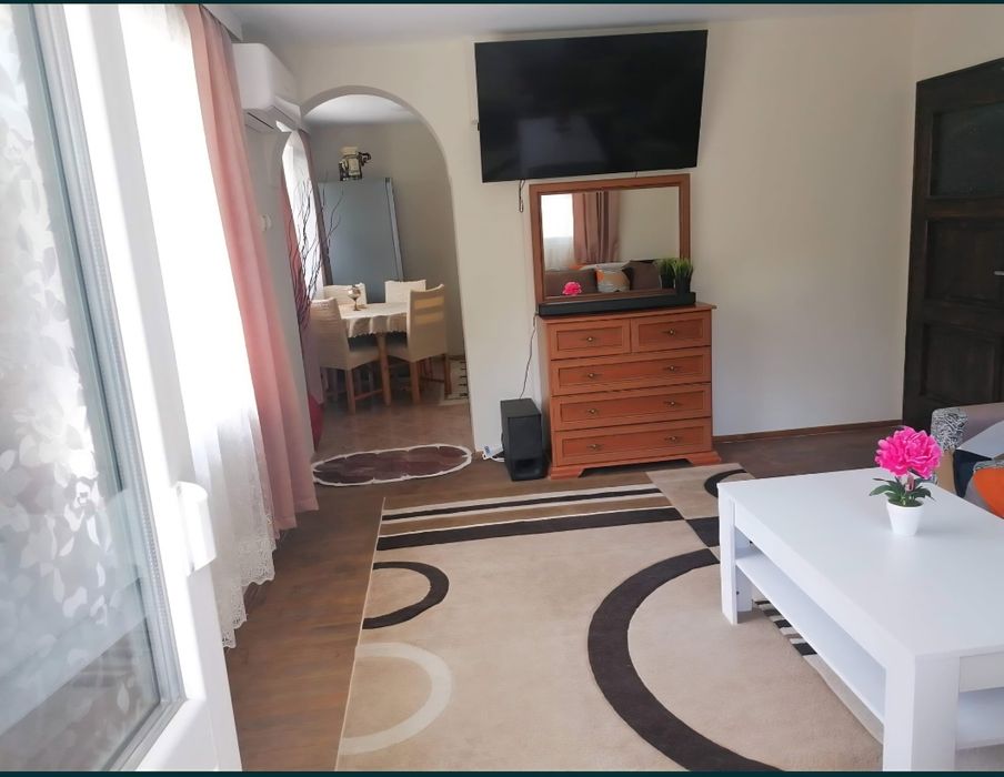 Дава се под наем Етаж от къща в Тетевен - 96 кв.м за 59670 € - Снимка #7