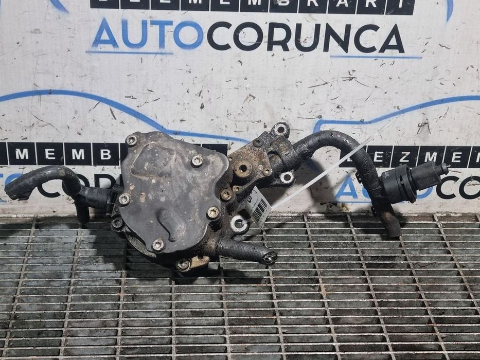 Pompa vacuum Volkswagen Golf V Variant 1.9 TDI 2007 - 2009 (1346) Tandem