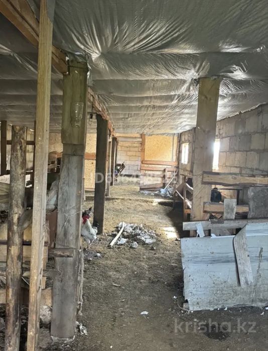 Продаётся дом с большим участком