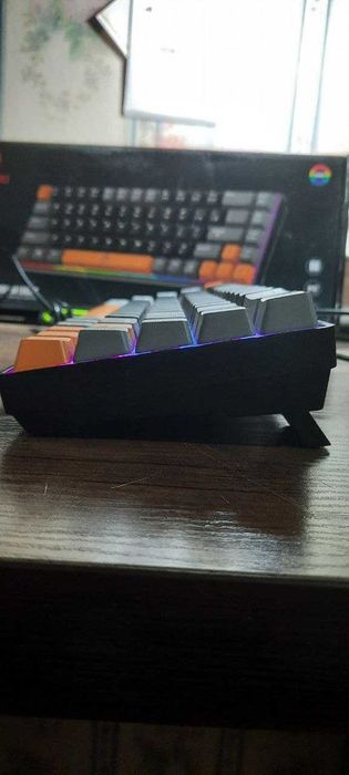 проводной клавиатура RAIKU K68 RGB подсветкой