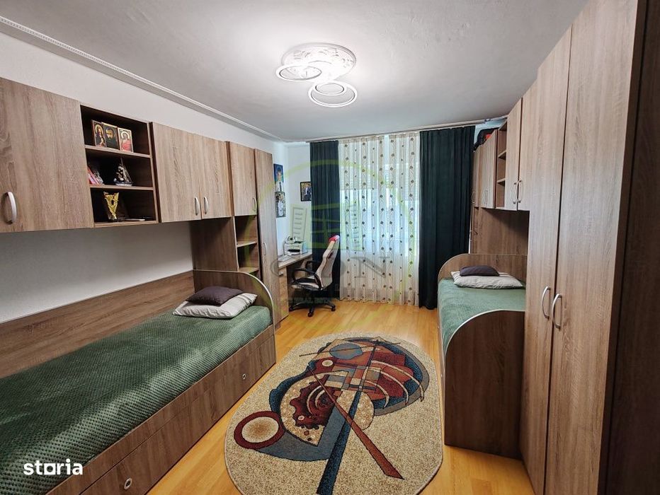 Apartament cu 2 camere decomandate, 52 mp utili, vedere panoramica — fotografia 3