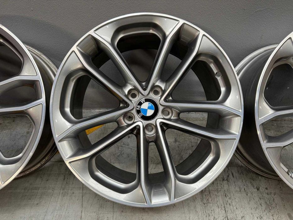 Jante 19 BMW Style 673 Seria 3 5 7 X3 X4 F30 F10 F01 F25 F26 in 2 latimi
