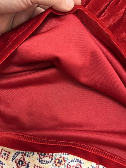 Красное платье для девочки