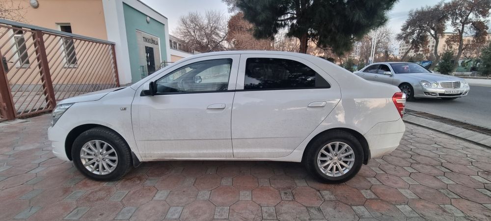 Chevrolet Cobalt Сотилади йили 2020