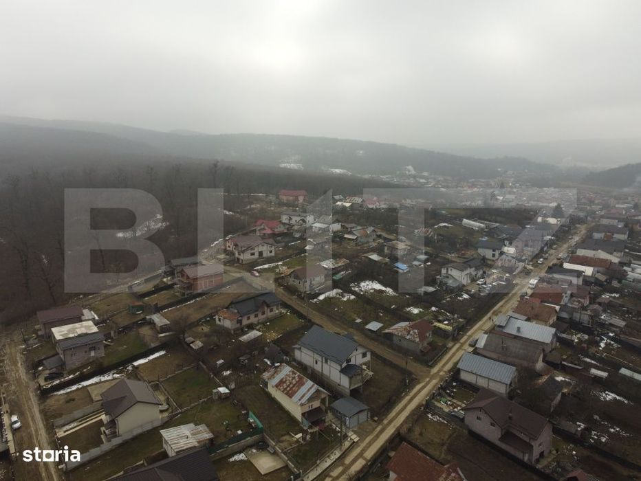 Teren de vanzare, 3470 mp, zona Ocnita