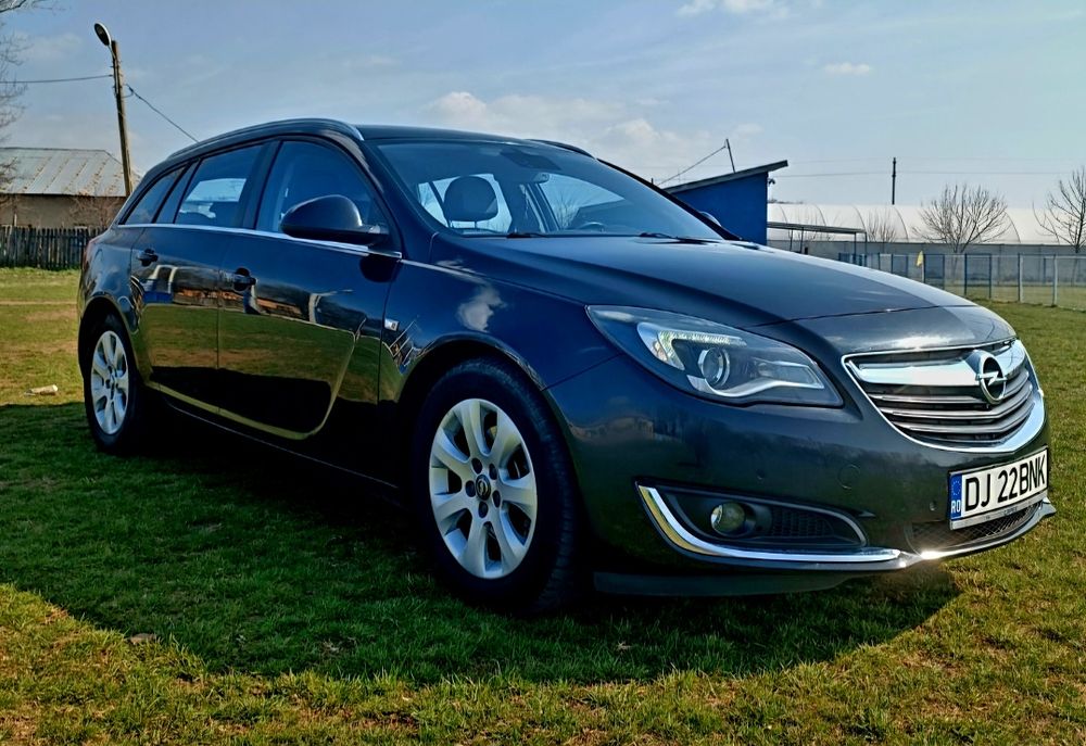 Opel Insignia Sport Tourer 2015