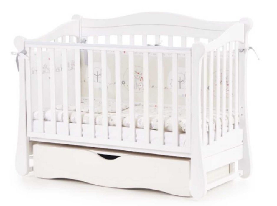 Детско Креватче + матрак +обиколки + калъфче против намокряне