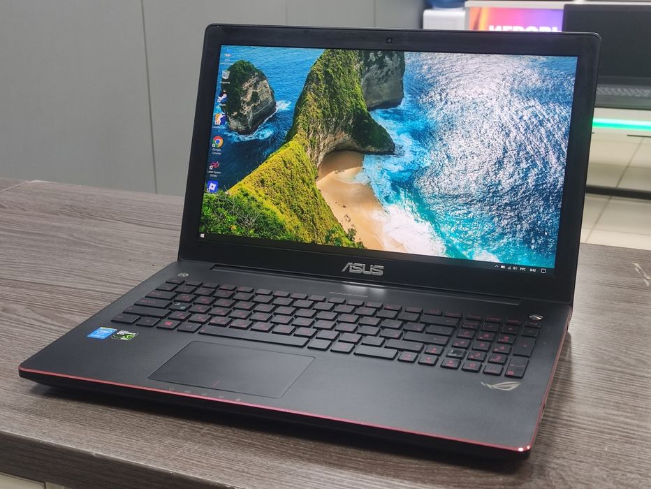 Игровой ноутбук Asus