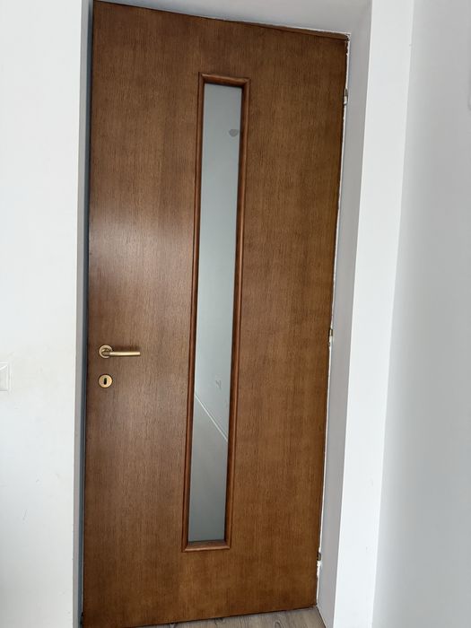 Usi de interior furnir lemn de stejar