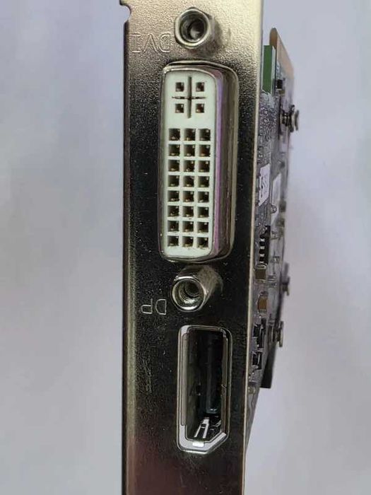 Placa video Fujitsu - Nvidia GeForce 605 1GB DDR3 Low Profile