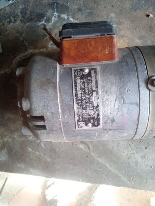 Электродвигатель тип УЛ о62 04