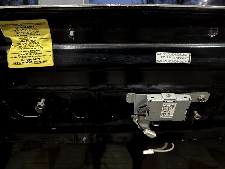 Крышка багажник на Subary Outback