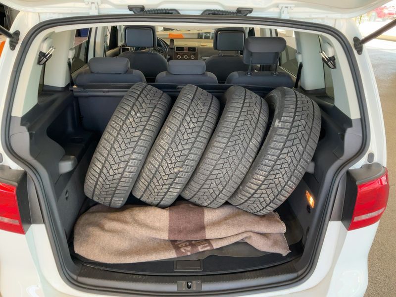 Volkswagen Touran 2.0 TDI CrossTouran 2014
