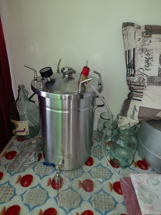 Продам автоклав срочно