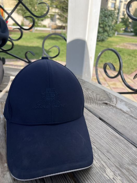 Loro piana кепка
